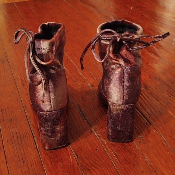 A New Day Floral Velvet Brown Boots Sz 6 - Picture 4 of 8